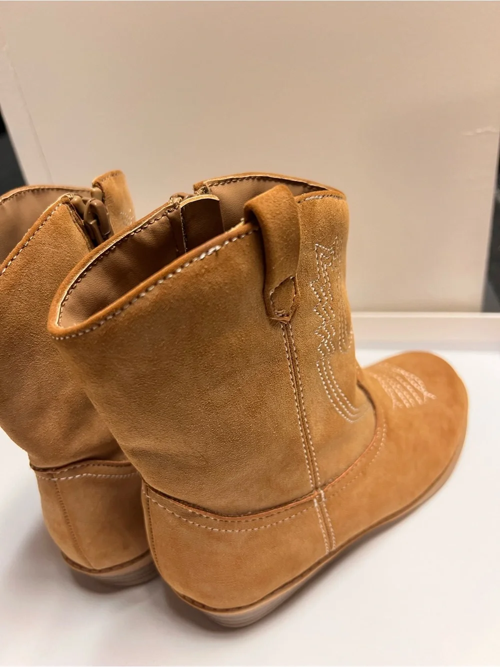 Girls Old Navy Kids Tan Suede Western Boots